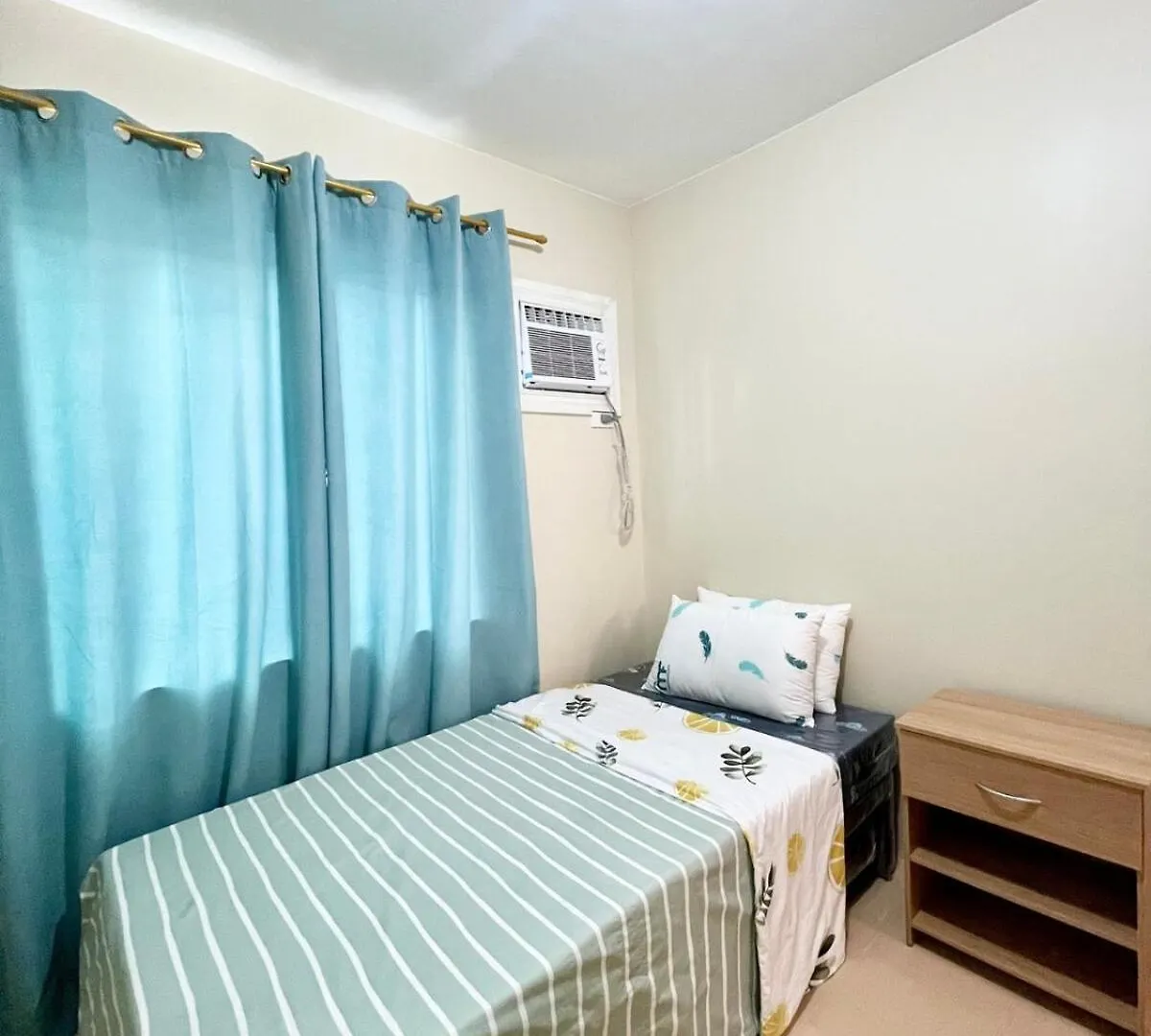Davao Downtown Condo With Pool Access דירה