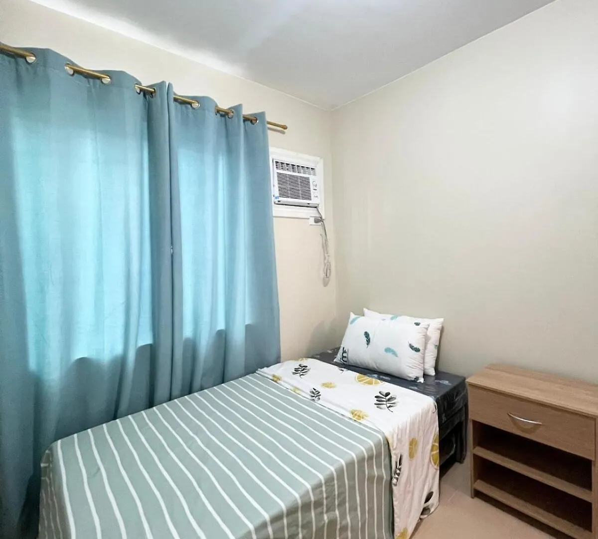 Davao Downtown Condo With Pool Access 0*,  הפיליפינים